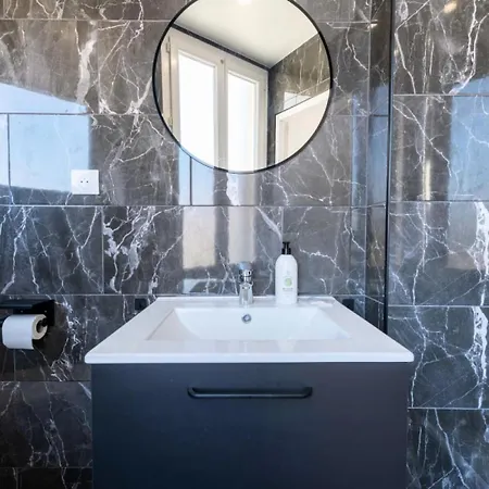 2p Proche Centre - 2p Proche Centre Mae-4093 아파트