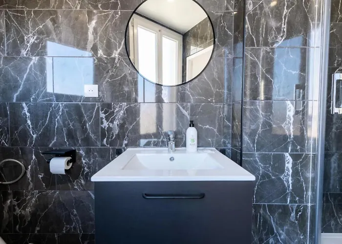 2p Proche Centre - 2p Proche Centre Mae-4093 아파트